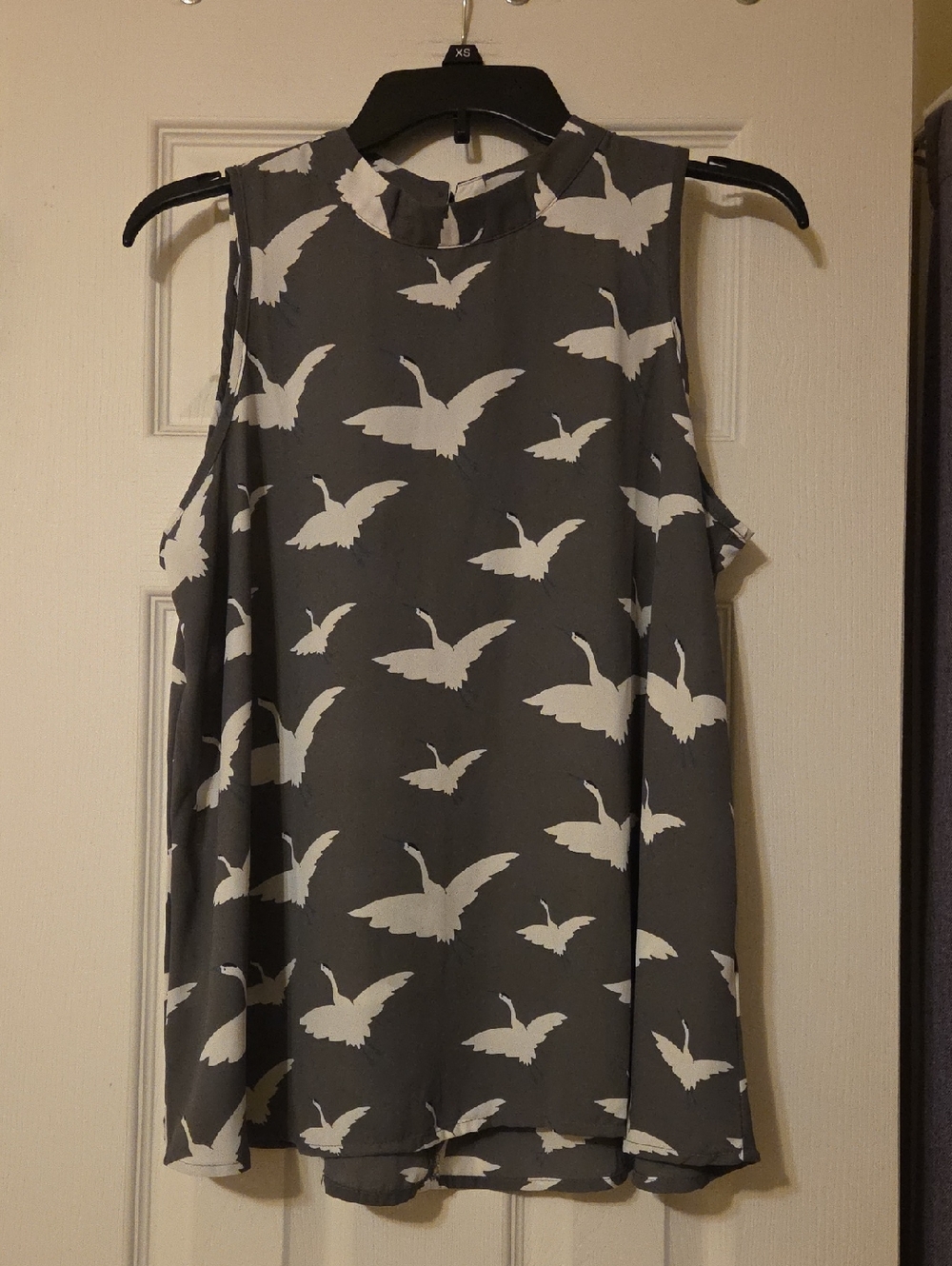 LOFT Gray and White Bird-Print Sleeveless Top